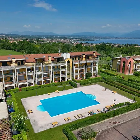 Apartment Desenzanoloft Official Partner Marriott Homes & - Paradise View In A 5 Pools Exclusive Desenzano del Garda